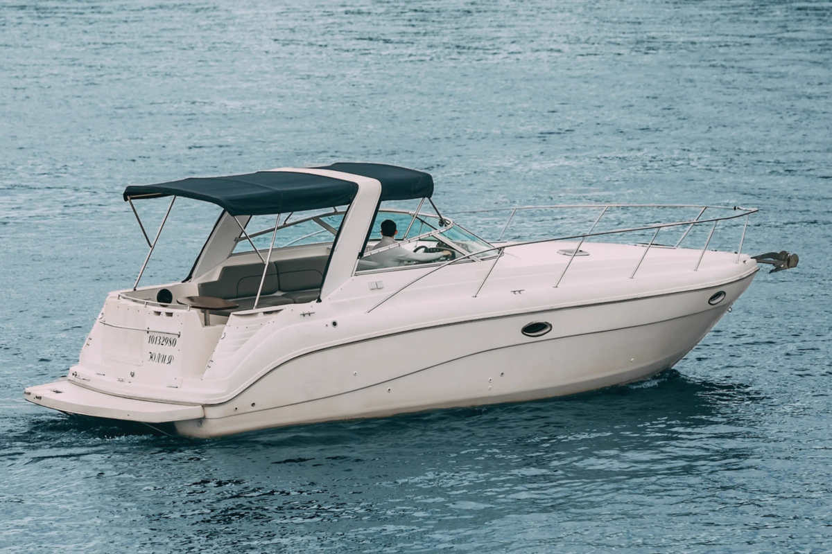 Катер Rinker 310 image- 3